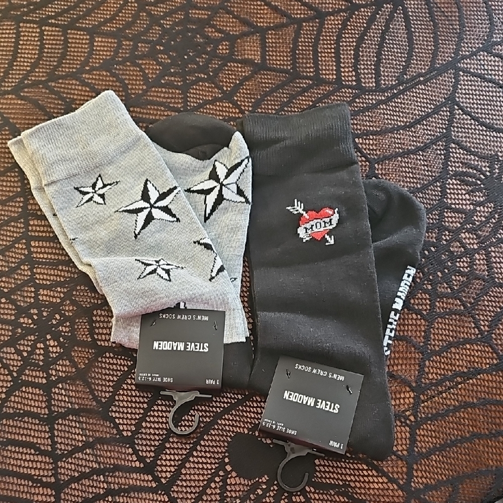 NWT Set Of 2 Pairs Steve Madden Crew Socks Tattoo Dress Casual